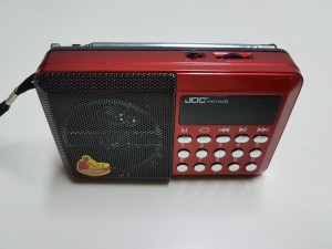 Φορητό ραδιόφωνο / MP3 player με USB και microSD