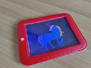 Magic Sketchpad: ζωγραφική με διαφάνειες για παιδιά