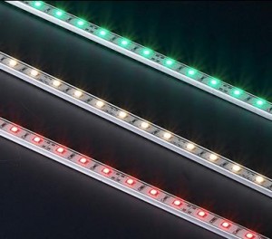 ΑΔΙΑΒΡΟΧΗ ΦΩΤΕΙΝΗ ΜΠΑΡΑ με 30 LED SMD 