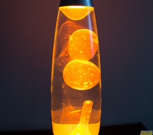 Lava lamp: Φτιάξτε ατμόσφαιρα!  ΔΙΑΘΕΣΙΜΟ  ΣΕ ΜΠΛΕ  ΚΟΚΚΙΝΟ ΧΡΩΜΑ