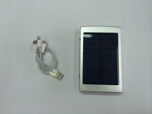 Solar Power Bank / Φορητή μπαταρία -φορτιστής με ηλιακό πάνελ